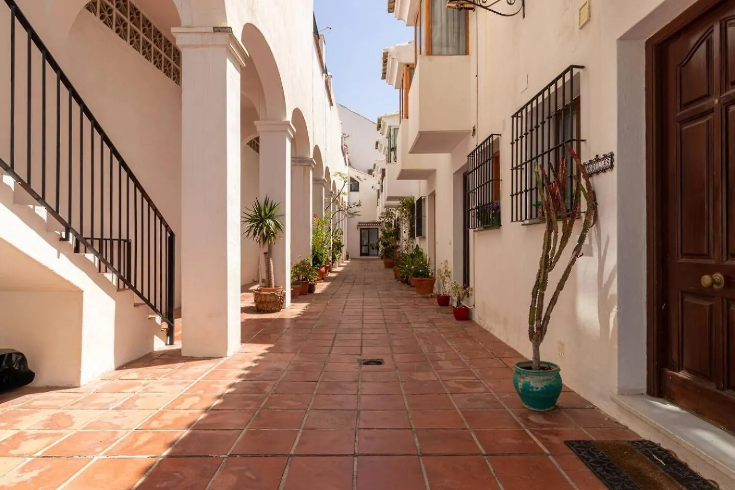 New Renovated Central Apartment With Modern Touch Mijas